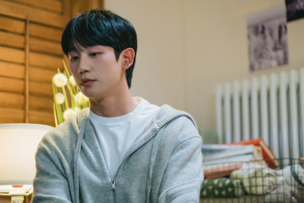 ▲‘엄마친구아들’ 정해인(사진제공=tvN)