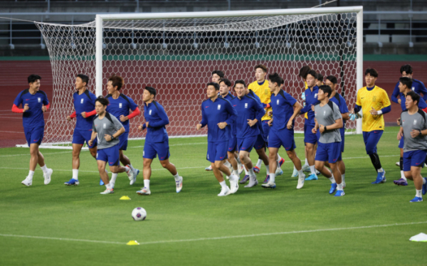 ▲'홍명보호' 축구 대표팀 선수들이 3일 경기 고양시 고양종합운동장에서 2026 북중미 월드컵 아시아지역 3차 예선을 앞두고 훈련하고 있다.  (연합뉴스)