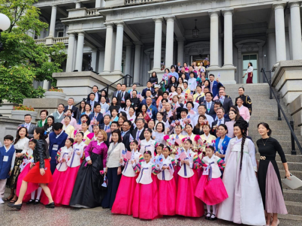 ▲17일(현지시간) 미국 백악관 행정동인 아이젠하워 빌딩에서 사상 첫 한국 추석 축하 행사가 열리고 있다. 워싱턴D.C./연합뉴스