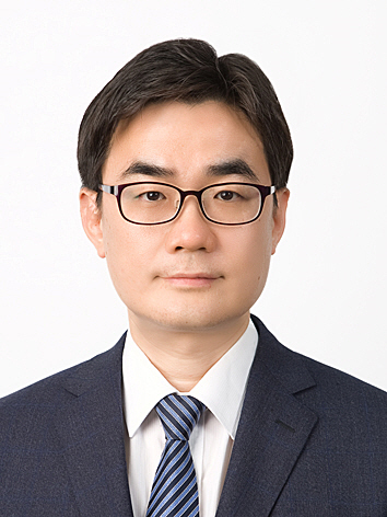 [시론] ‘치킨게임 고려아연’ 세 개의 논점