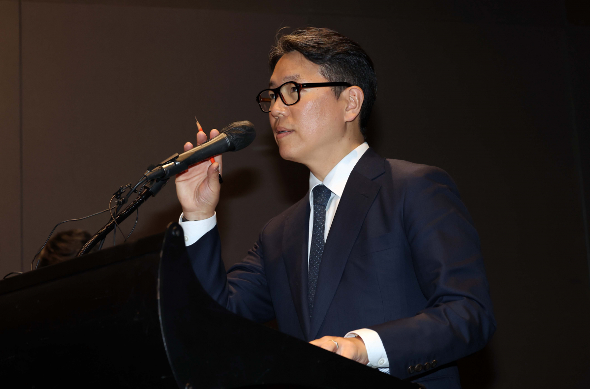 ▲임종훈 한미사이언스 대표이사가 7일 서울 여의도 글래드호텔에서 열린 ‘기업가치 제고를 위한 한미그룹 밸류업 및 중장기 성장전략’ 기자회견에서 발언하고 있다. 신태현 기자 holjjak@