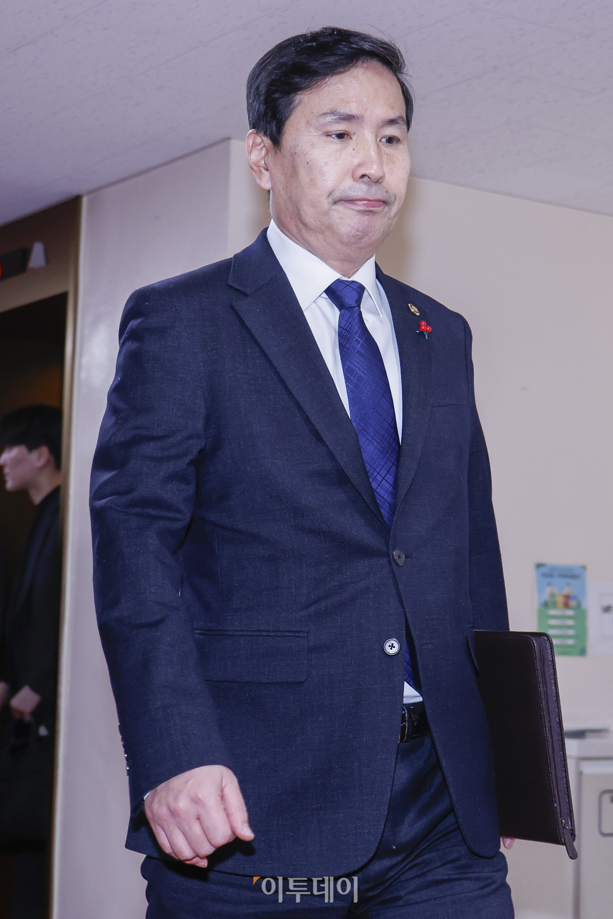 ▲김선호 국방부 장관 직무대행이 8일 서울 종로구 정부서울청사에서 열린 국무위원 간담회에 참석하고 있다. 조현호 기자 hyunho@