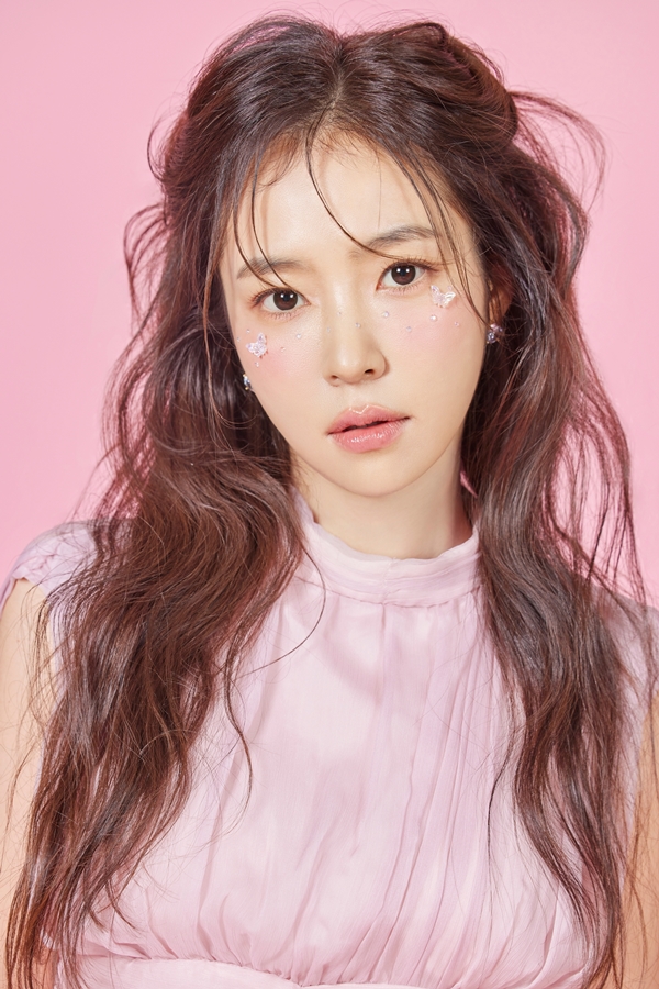 ▲홍자 (사진제공= 토탈셋)