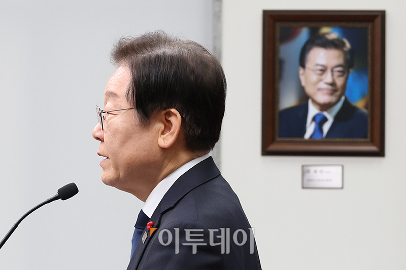 ▲이재명 더불어민주당 대표가 15일 서울 여의도 국회 본청 당대표회의실에서 기자회견을 하고 있다. 고이란 기자 photoeran@