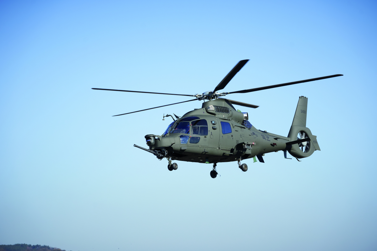 ▲상공을 날고 있는 소형무장헬기. (사진제공=한국항공우주산업)