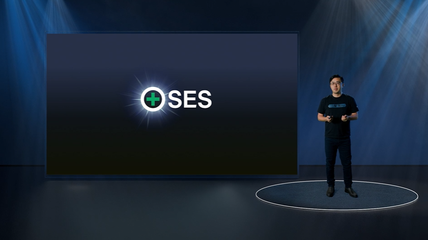 ▲배터리 월드 2024 행사에서 치차오 후 SES AI 창립자 겸 최고경영자(CEO)가 키노트 발표를 하고 있다. (사진제공=SES AI)