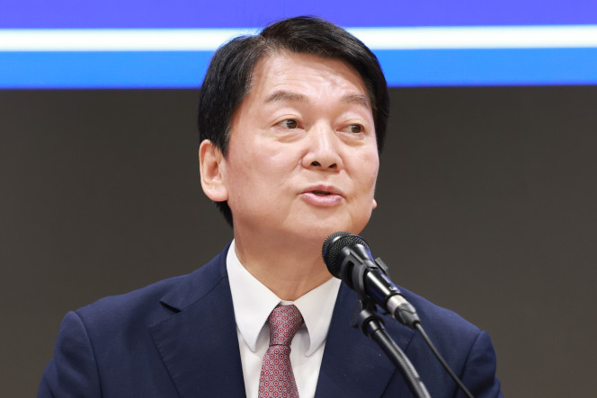 ▲안철수 국민의힘 의원이 22일 오후 서울 용산구 의협회관에서 열린 전국의사대표자대회에 참석해 인사말하고 있다. (연합뉴스)