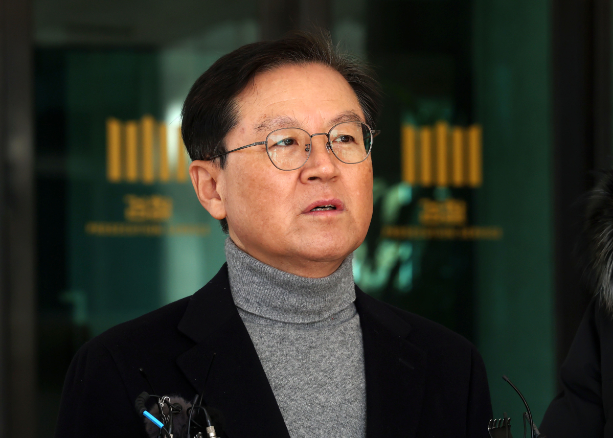 ▲윤석열 대통령을 변호하는 윤갑근 변호사 (뉴시스)