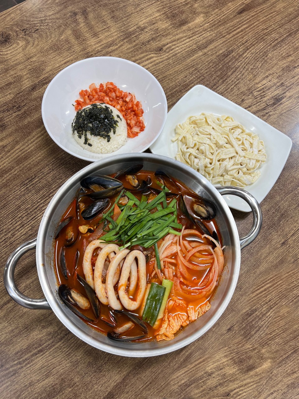 (출처='미엔' 네이버 플레이스 캡처)