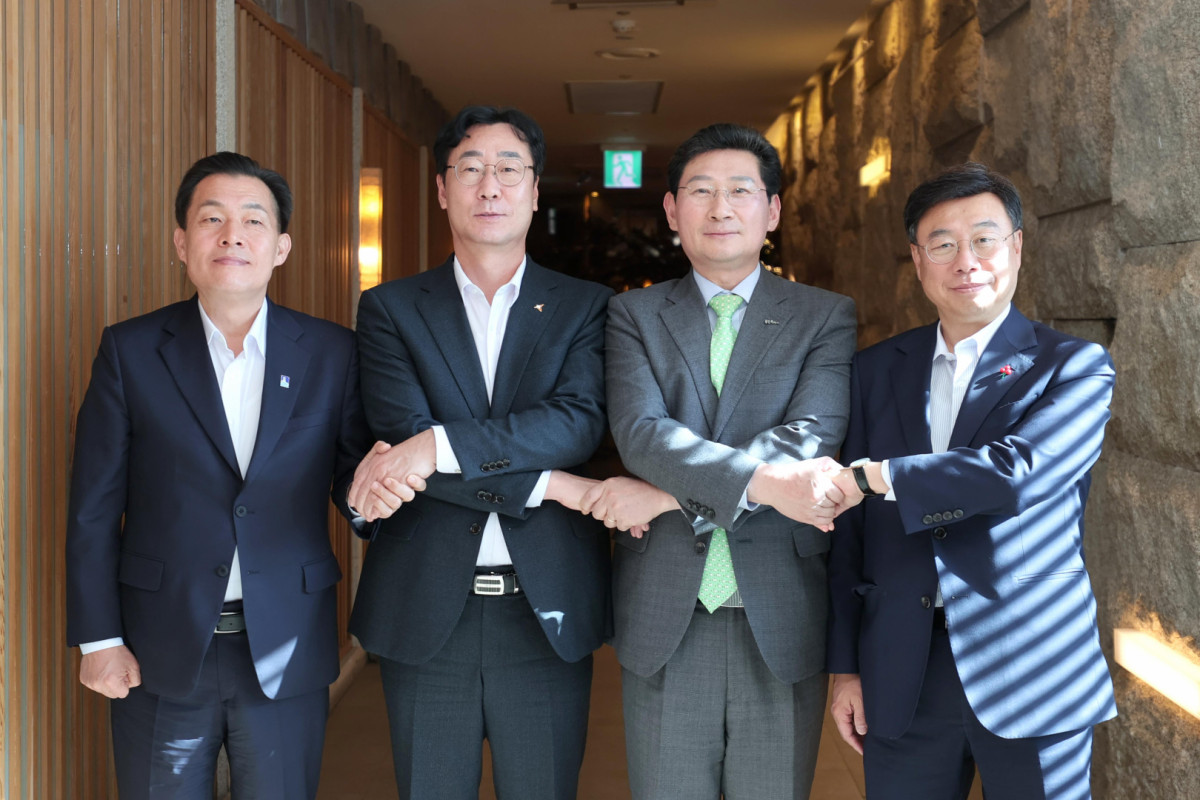 ▲2022년 12월 지하철 3호선 경기남부 연장 위해 용인·성남·수원·화성 공동협력키로 했다. (왼쪽부터 이재준 수원시장, 정명근 화성시장, 이상일 용인시장, 신상진 성남시장 (용인특례시)