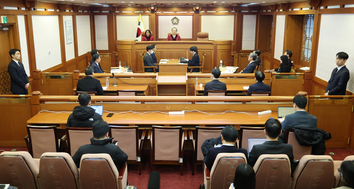 ▲13일 오후 서울 종로구 헌법재판소 소심판정에서 한덕수 국무총리 탄핵심판 첫 변론준비기일이 열리고 있다. 신태현 기자 holjjak@