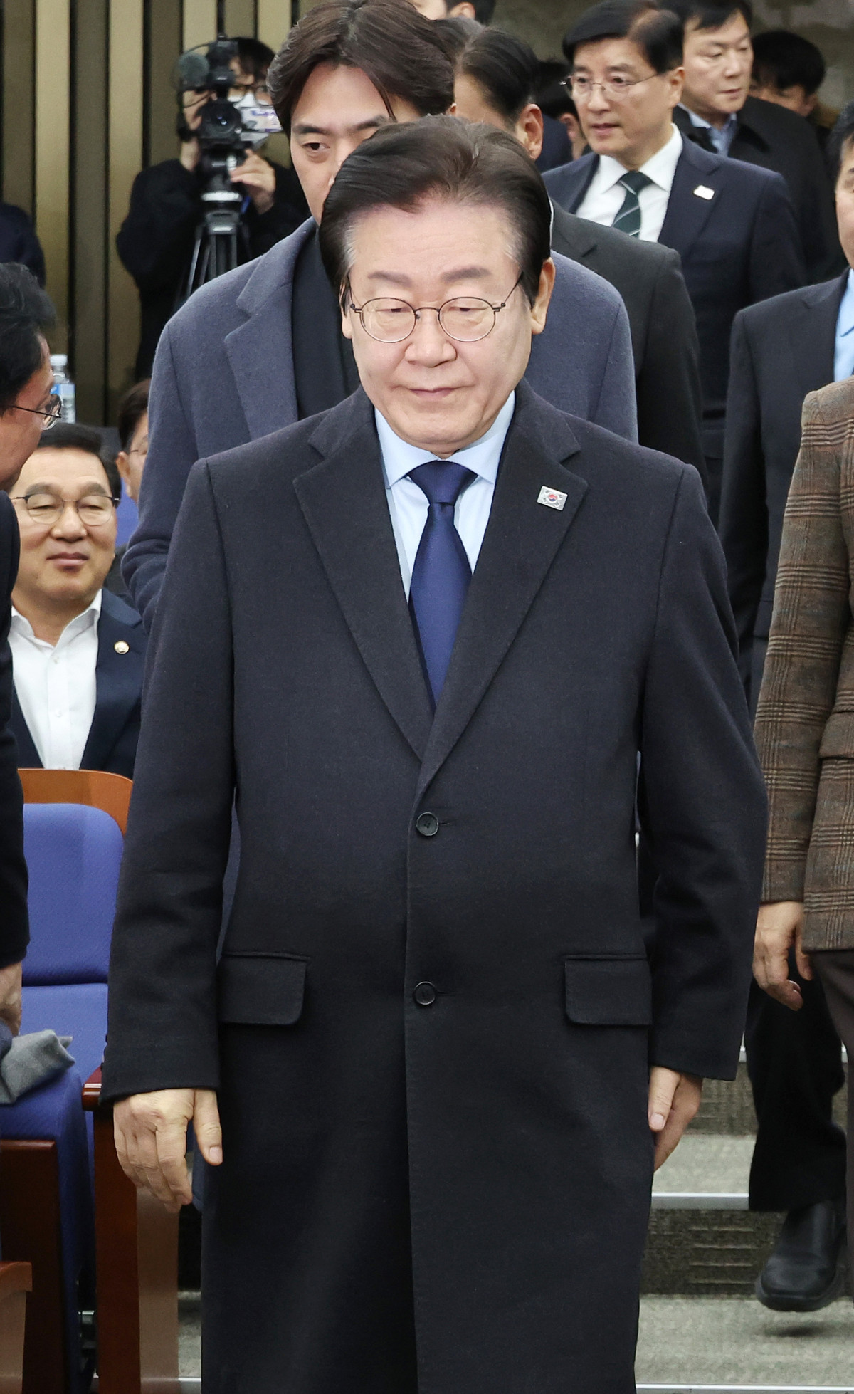 ▲더불어민주당 이재명 대표가 15일 국회에서 열린 의원총회에 입장하고 있다. (연합뉴스)