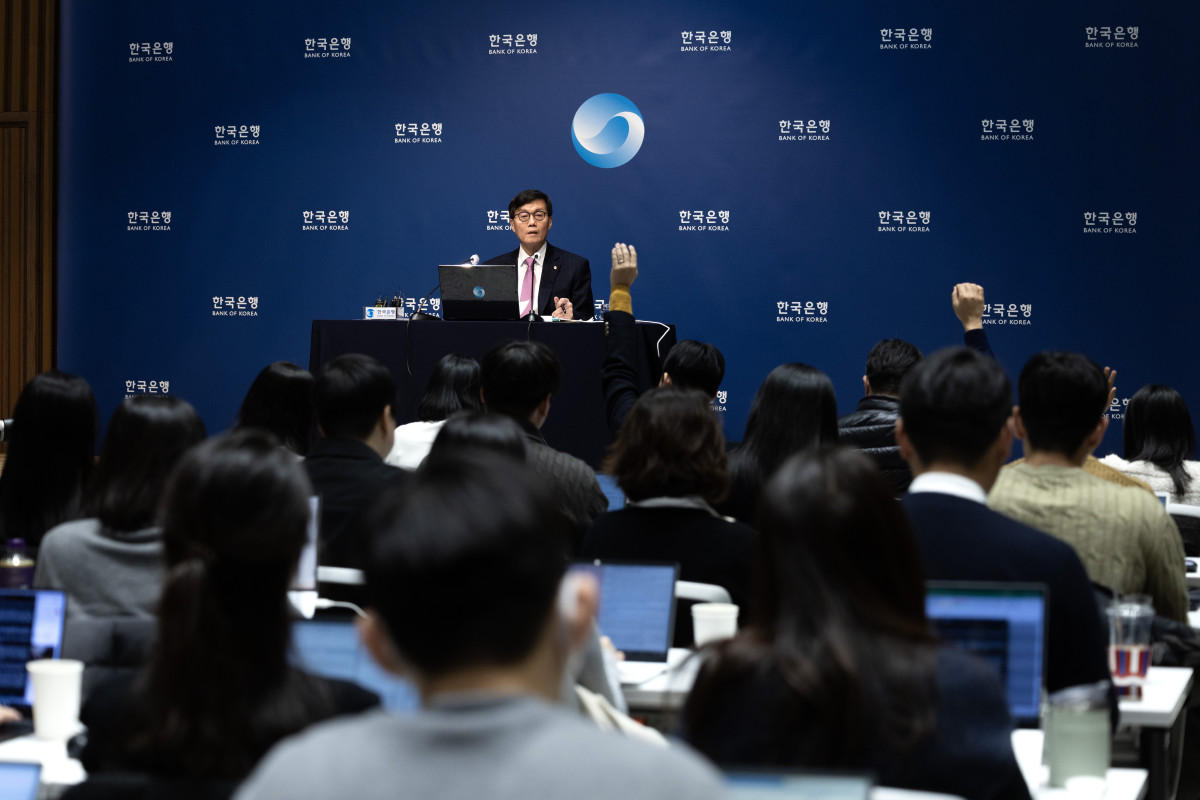 ▲이창용 한국은행 총재가 16일 서울 중구 한국은행에서 금융통화위원회 기준금리 결정에 관한 기자간담회를 갖고 있다. 사진공동취재단