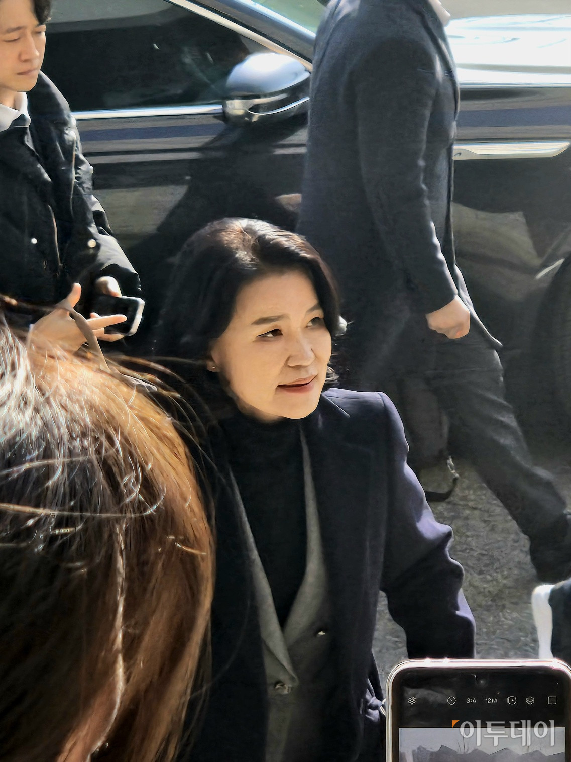 ▲이진숙 방송통신위원장은 23이 오전 11시 20분께 정부과천청사 방통위로 출근했다. (이은주 기자 letswin@)