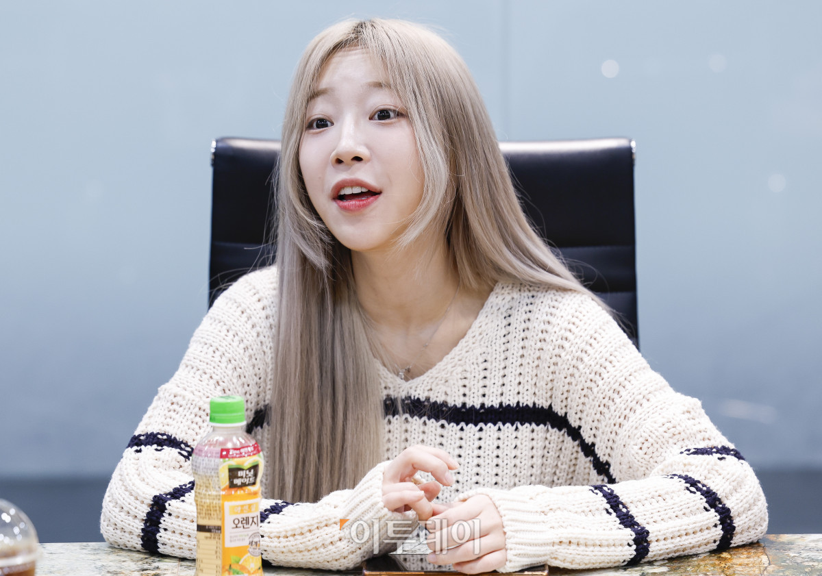 ▲먹방 크리에이터 쯔양이 31일 서울 강남구 이투데이빌딩에서 열린 아이즈모바일 & 쯔양 & KT가 함께하는 취약계층 어르신들을 위한 통신비 기부 캠페인에서 발언하고 있다. 조현호 기자 hyunho@