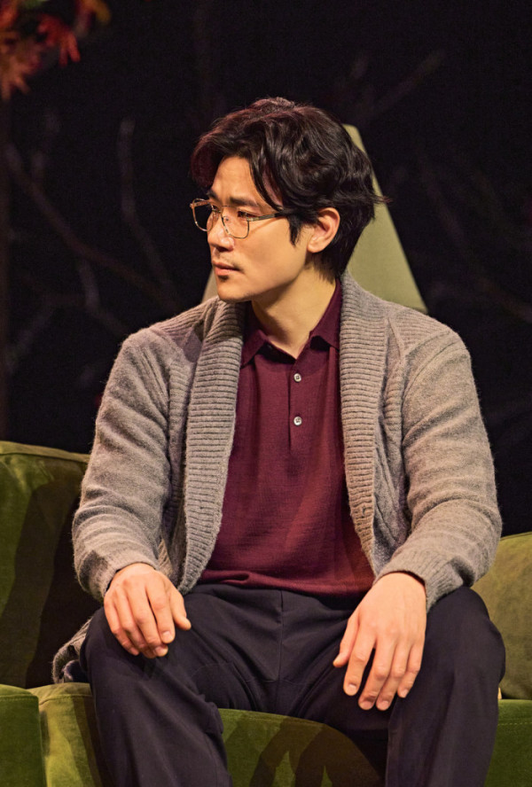 ▲‘붉은 낙엽’ 김강우 (사진 제공 = 라이브러리컴퍼니)