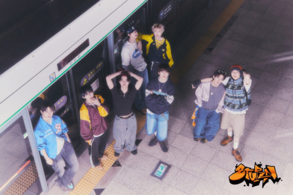 ▲8TURN(에잇턴)(사진 = MNH엔터테인먼트 제공)