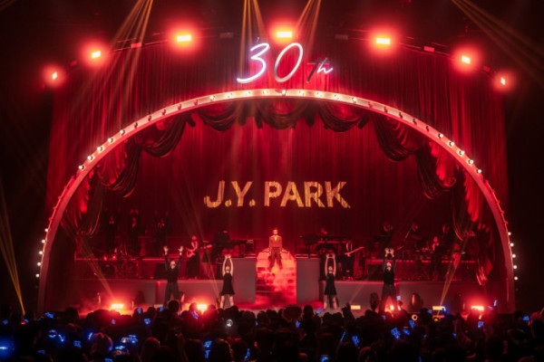 ▲박진영 일본 단독 콘서트 'StillJYP'(사진제공=JYP엔터테인먼트)