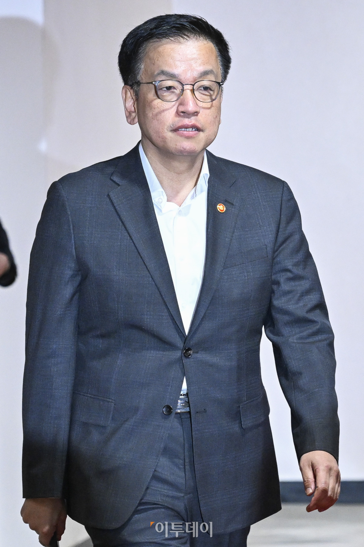 ▲최상목 경제부총리 겸 기획재정부 장관이 8일 서울 종로구 정부서울청사에서 열린 경제관계장관간담회에 참석하고 있다. 조현호 기자 hyunho@