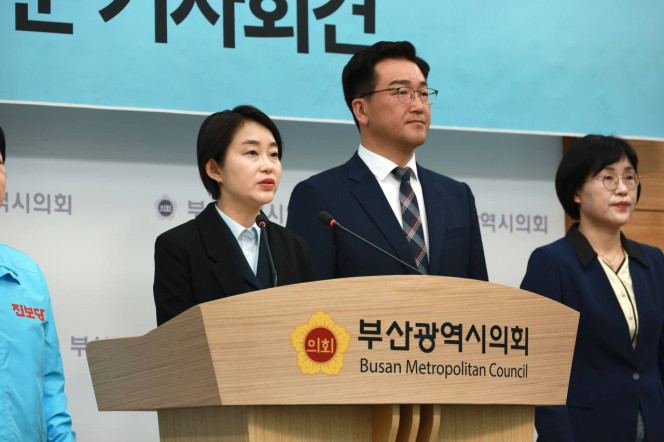 ▲김재연 진보당 대선 경선후보가 11일 부산광역시의회를 방문해 기자회견을 하고 있다. 2025.04.11. (김재연 캠프 제공)