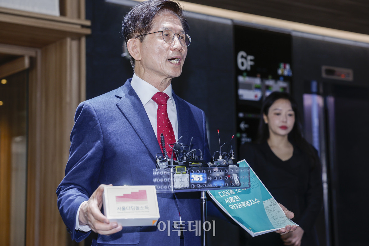 ▲제21대 대통령 선거에 출마하는 김문수 전 고용노동부 장관이 16일 서울 중구 서울시청에서 오세훈 서울시장과 조찬 회동을 마친 후 취재진의 질문에 답하고 있다. 조현호 기자 hyunho@