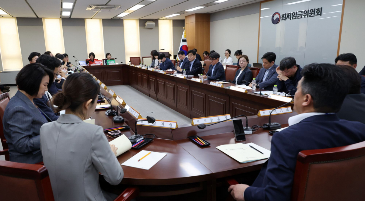 ▲지난해 5월 21일 세종시 정부세종청사에서 최저임금위원회 제1차 전원회의가 열리고 있다. (뉴시스)