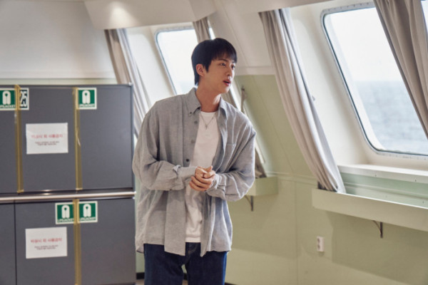 ▲'대환장 기안장' 방탄소년단 진(사진제공=넷플릭스)