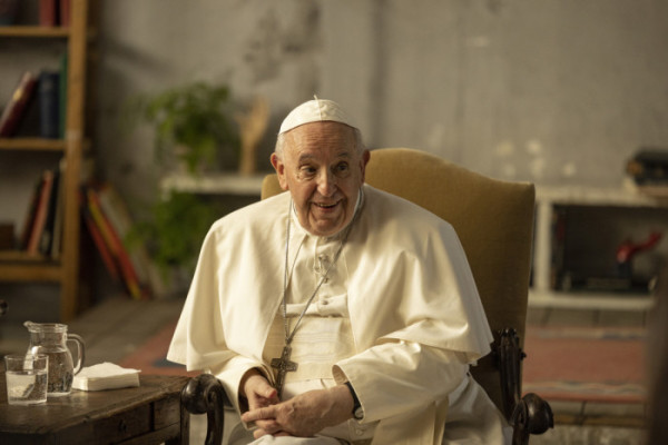 ▲디즈니플러스 '아멘: 교황에게 묻다'(사진제공=디즈니플러스)