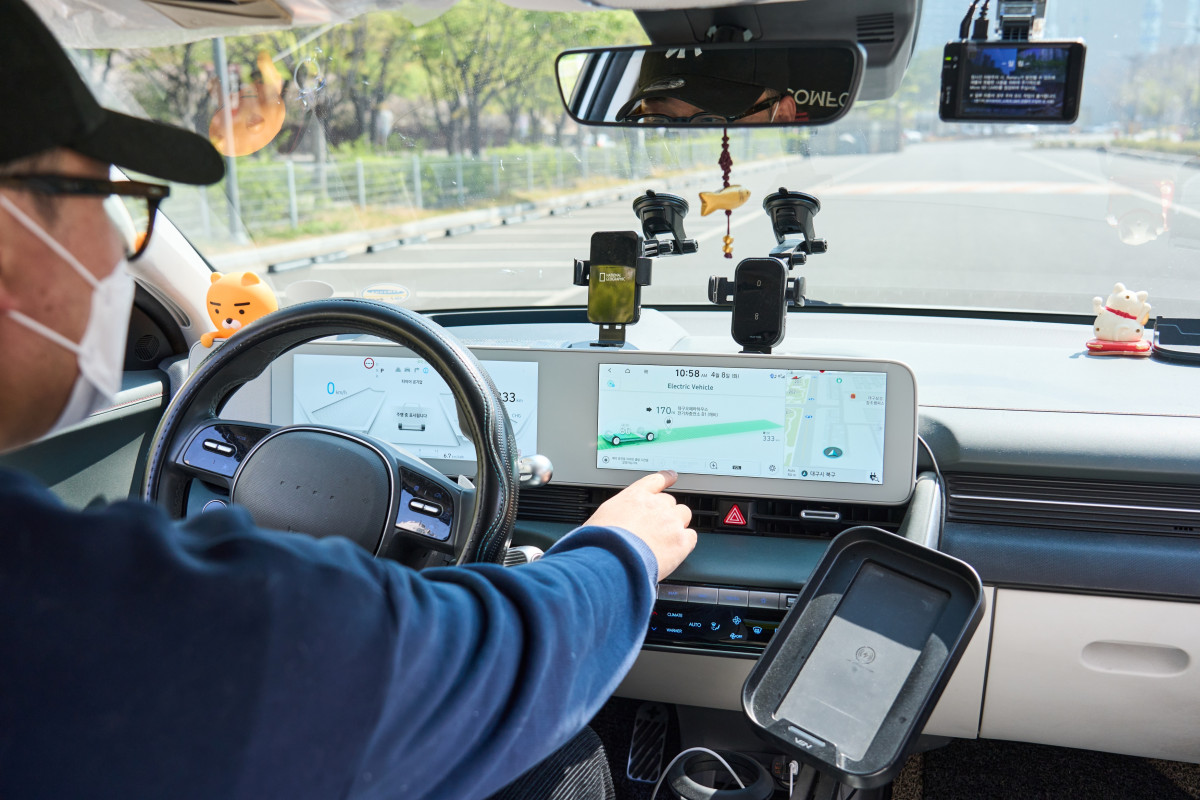 ▲ 배터리 내구 수명을 연구 중인 현대차·기아 배터리개발센터 윤달영 책임연구원. (사진=현대차)