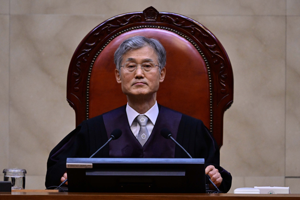 ▲조희대 대법원장이 1일 오후 서울 서초구 대법원에서 이재명 더불어민주당 대선 후보의 공직선거법 위반 사건 상고심 선고를 위해 재판을 준비하고 있다. 사진공동취재단