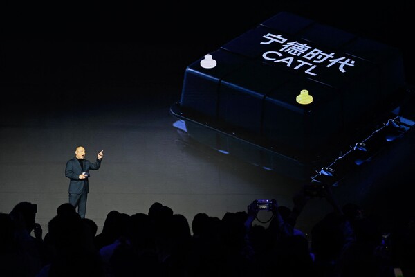 ▲중국 CATL이 나트륨이온배터리 넥스트라를 발표하는 모습. (연합뉴스)