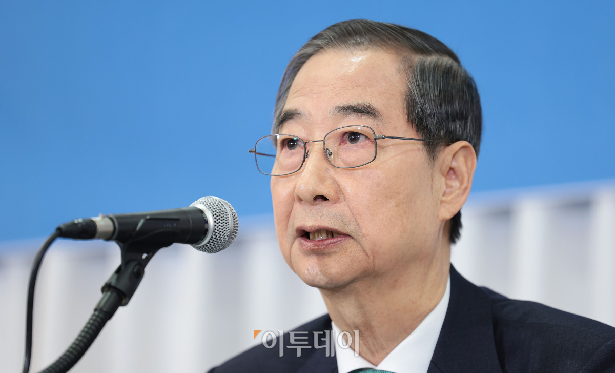 ▲한덕수 무소속 대통령선거 예비후보가 6일 서울 중구 코리아나 호텔에서 열린 관훈토론회에서 기조연설을 하고 있다. 국회사진취재단