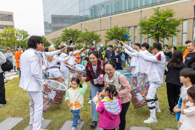 ▲경기 용인 GC 본사에서 임직원 가족이 참석한 오픈하우스 행사가 열렸다. (사진제공=GC녹십자)