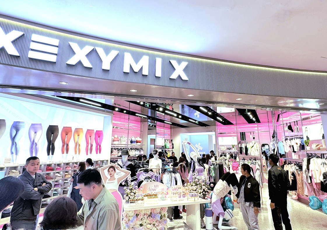 ▲중국저장성 타이저우 원링시에 있는 웬링 인타임 쇼핑센터(Wenling Intime Shopping Center)에 들어선 젝시믹스 10호 매장 전경 (사진제공=젝시믹스)