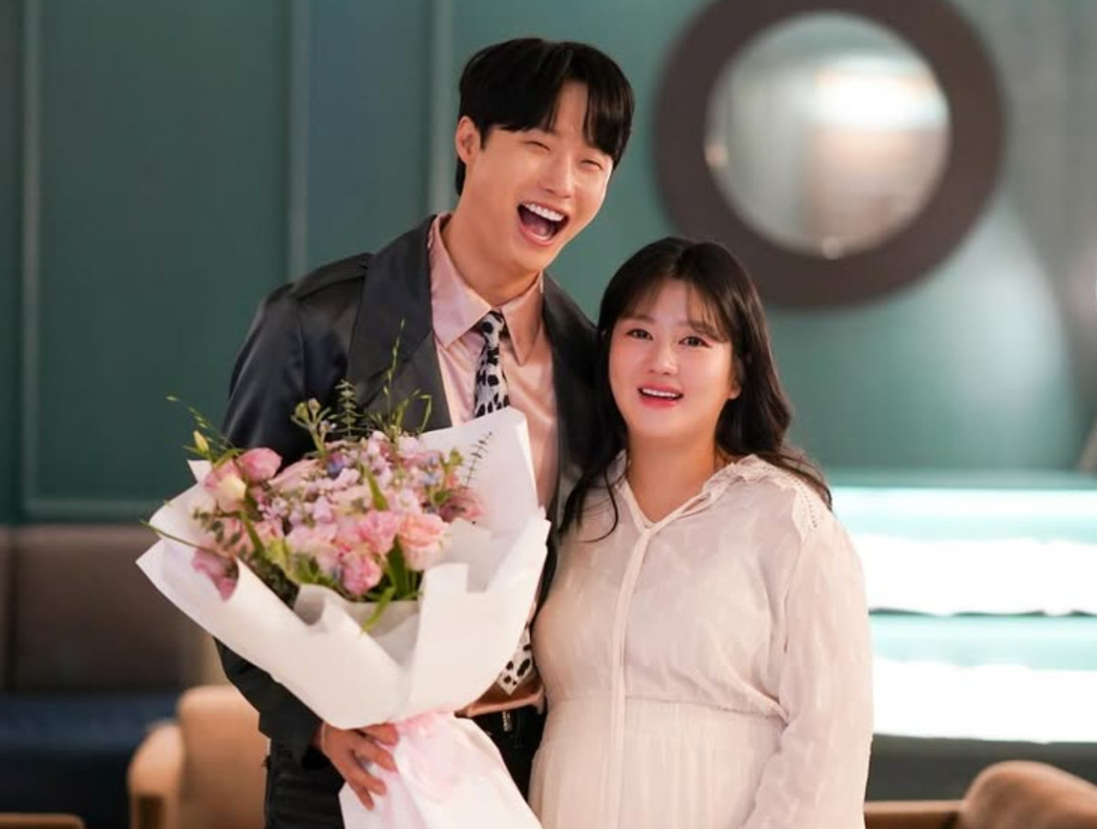 ▲가수 원혁(왼), 이수민 부부. (출처=이수민SNS)