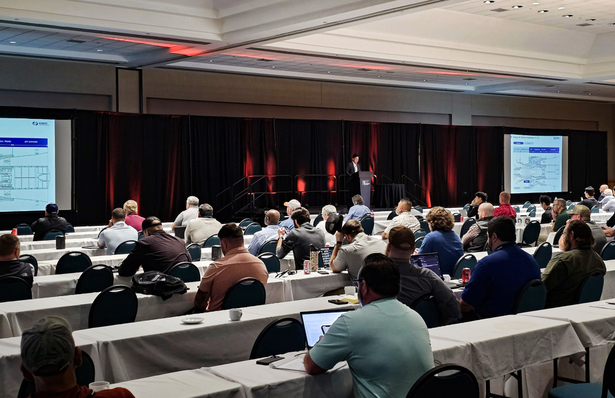 ▲20일(현지시각) 미국 앨라배마주 버밍햄에서 열린 ‘7F Users Group Conference’에서 한국남부발전과 두산에너빌리티가 사용자-공급자 공동 발표를 진행하고 있다. (사진제공=두산에너빌리티)