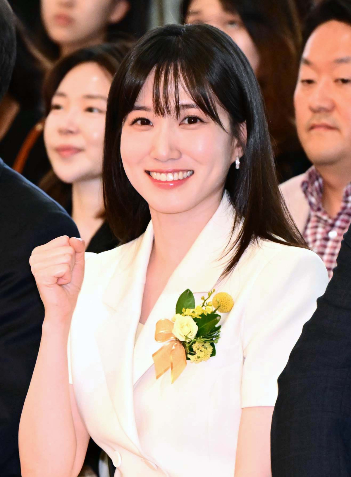 ▲KB국민은행 홍보모델인 배우 박은빈이 26일 서울 강남구 코엑스에서 열린 ‘2025 제1차 KB굿잡 우수기업 취업박람회’ 개막식에서 인사하고 있다. 신태현 기자 holjjak@