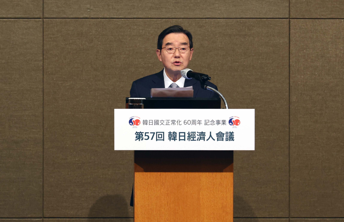 ▲김윤 한일경제협회 회장이 27일 서울 중구 롯데호텔에서 열린 ‘제57회 한일경제인회의’에서 인사말을 하고 있다. 신태현 기자 holjjak@