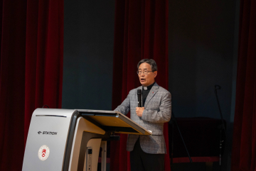 ▲심종혁 서강대 총장이 27일 제5차 특강에 참석해 기조연설을 하고 있다. 사진제공 서강대