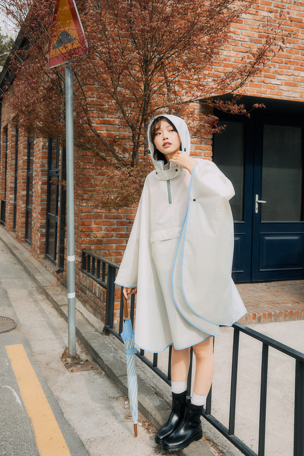 ▲빈폴액세서리 2025년 애니웨더 라인 화보 (사진제공=삼성물산패션부문)