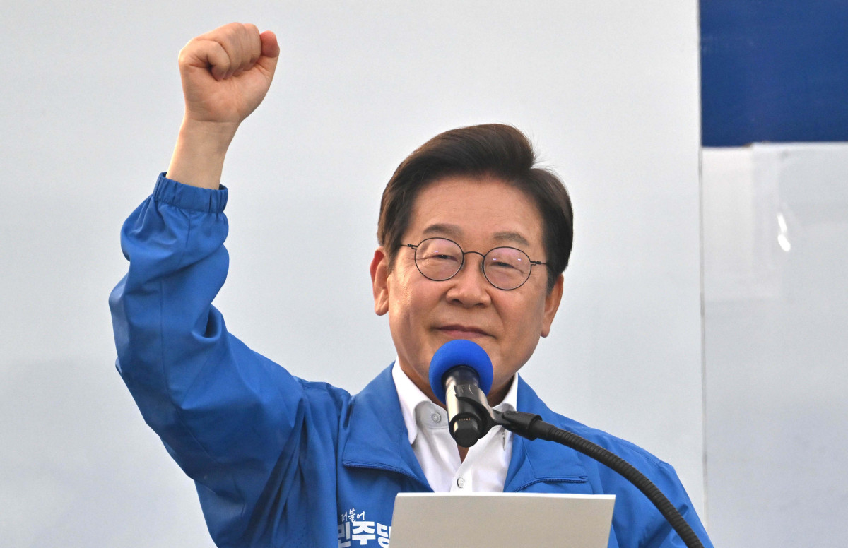 ▲이재명 더불어민주당 대선 후보가 29일 서울 관악구 관악산으뜸공원에서 금천구·관악구·동작구 유세를 하고 있다. 신태현 기자 holjjak@