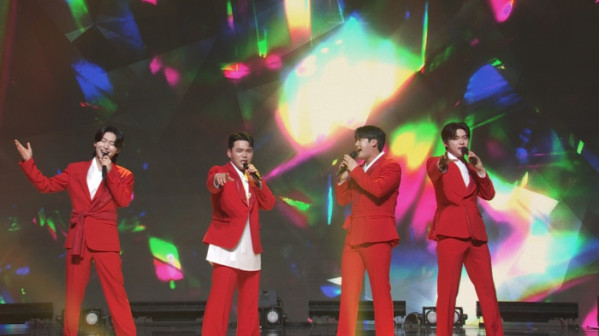 ▲'미스터트롯3' 탑7 김용빈·손빈아·천록담·최재명, '사랑의 콜센타' 일본 미스터트롯 재팬 결승전 축하무대(사진제공=TV조선)