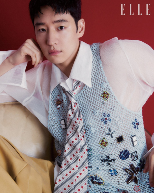 ▲‘소주전쟁’ 이제훈(사진제공=엘르코리아)