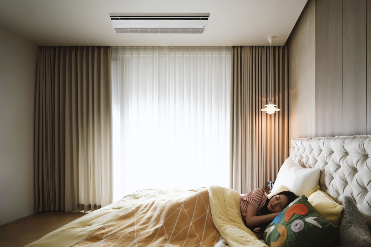 ▲LG전자가 AI 기술과 레이더 센서를 탑재해 AI 냉방경험을 한층 강화한 ‘휘센 AI 시스템에어컨’을 출시했다. 신제품에 탑재된 'AI 쾌적수면바람'은 레이더 센서를 통해 고객의 수면 여부를 파악하고 수면 단계에 맞춰 운전 모드를 자동으로 조절해준다. (LG전자)