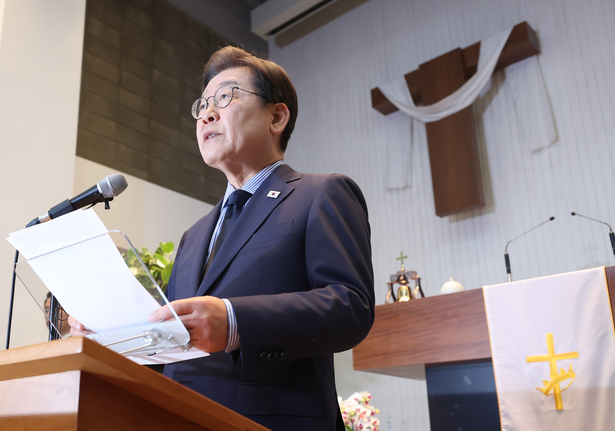 ▲더불어민주당 이재명 대선 후보가 2일 경기 성남시 수정구 성남주민교회에서 기자회견을 하고 있다. 2025.6.2 (연합뉴스)