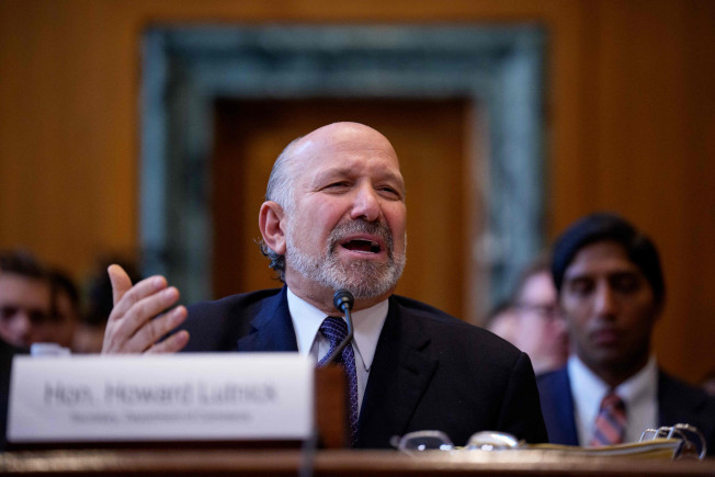 ▲하워드 러트닉 미국 상무장관이 4일(현지시간) 상원 세출위원회에서 발언하고 있다. 워싱턴D.C./AFP연합뉴스