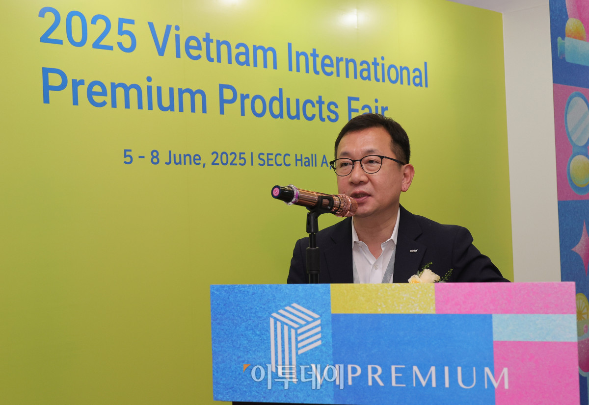 ▲5일 베트남 호치민 SECC전시장에서 한국무역협회 주관 코엑스 주최로 열린 2025 베트남 국제 프리미엄 소비재전(VIPREMIUM) 개막식에서 조상현 코엑스 사장이 환영사를 하고 있다./2025.06.05./호치민=사진공동취재단