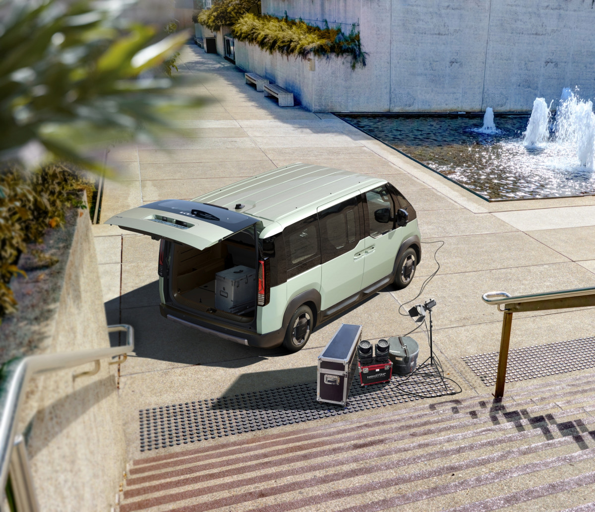 ▲더 기아 PV5 패신저 외장. (사진=기아)