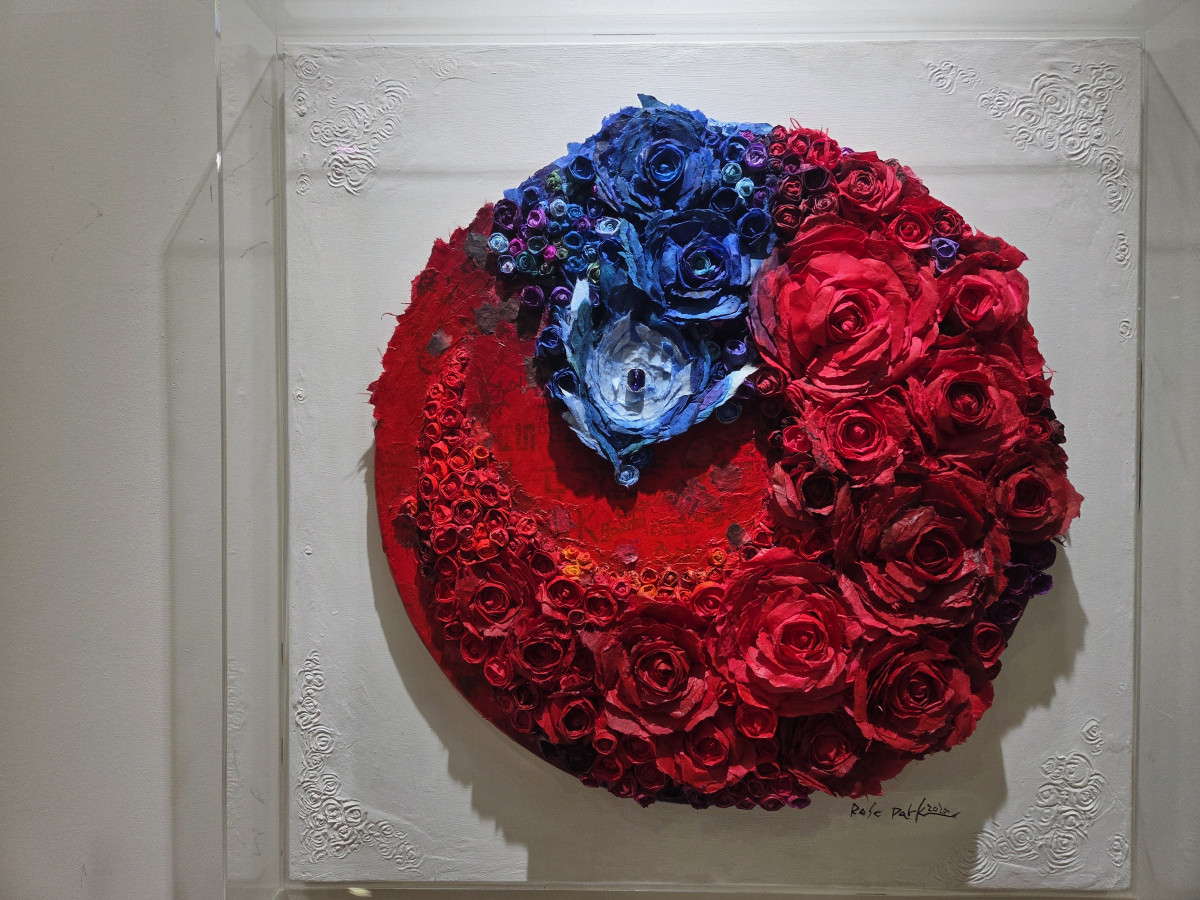 ▲시가 10억 원에 달하는 50캐럿 탄자나이트를 (유승호 기자 peter@)