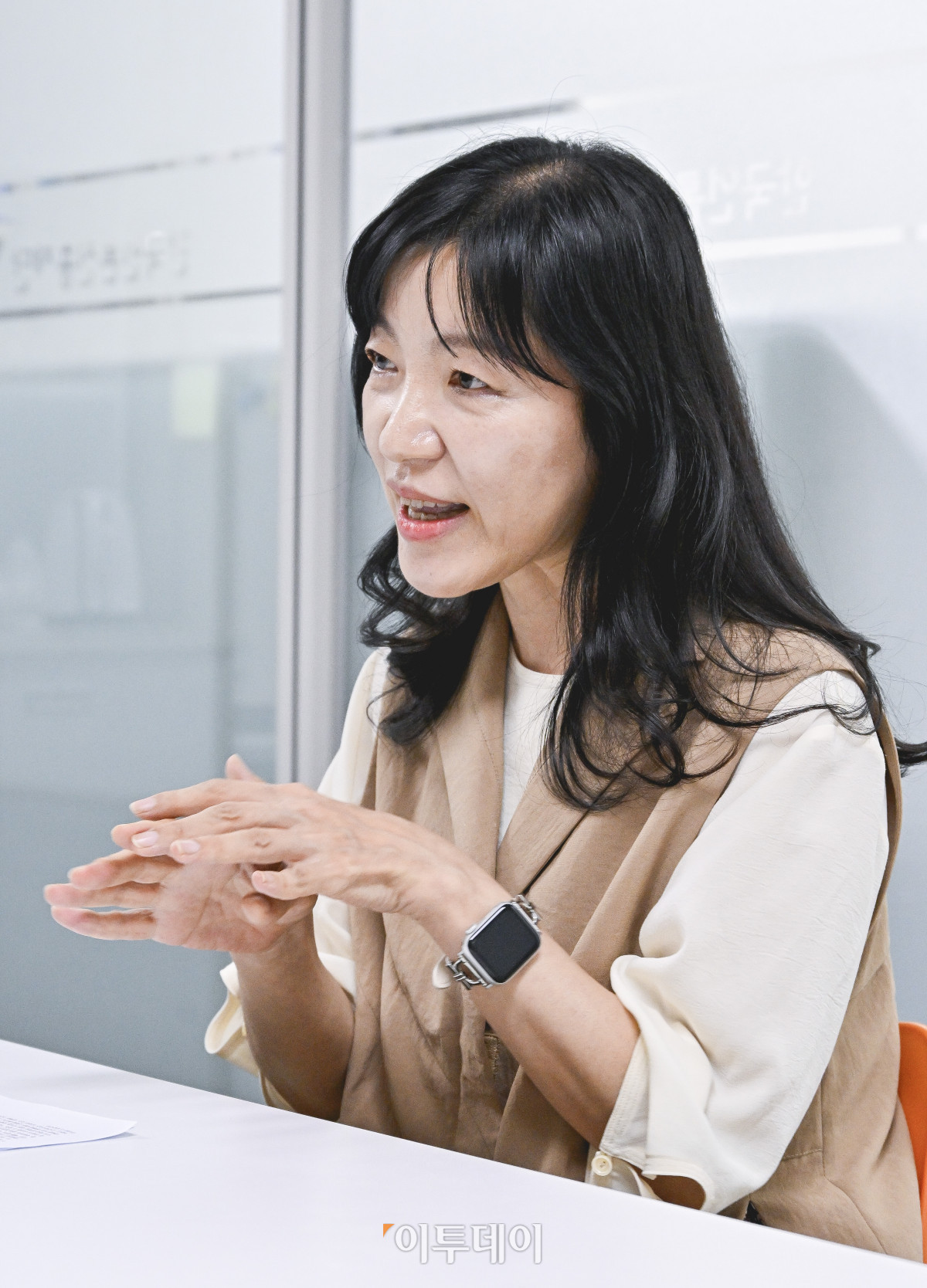▲진민정 한국언론진흥재단 책임연구위원이 9일 서울 중구 한국언론진흥재단에서 이투데이와 인터뷰를 하고 있다. 조현호 기자 hyunho@